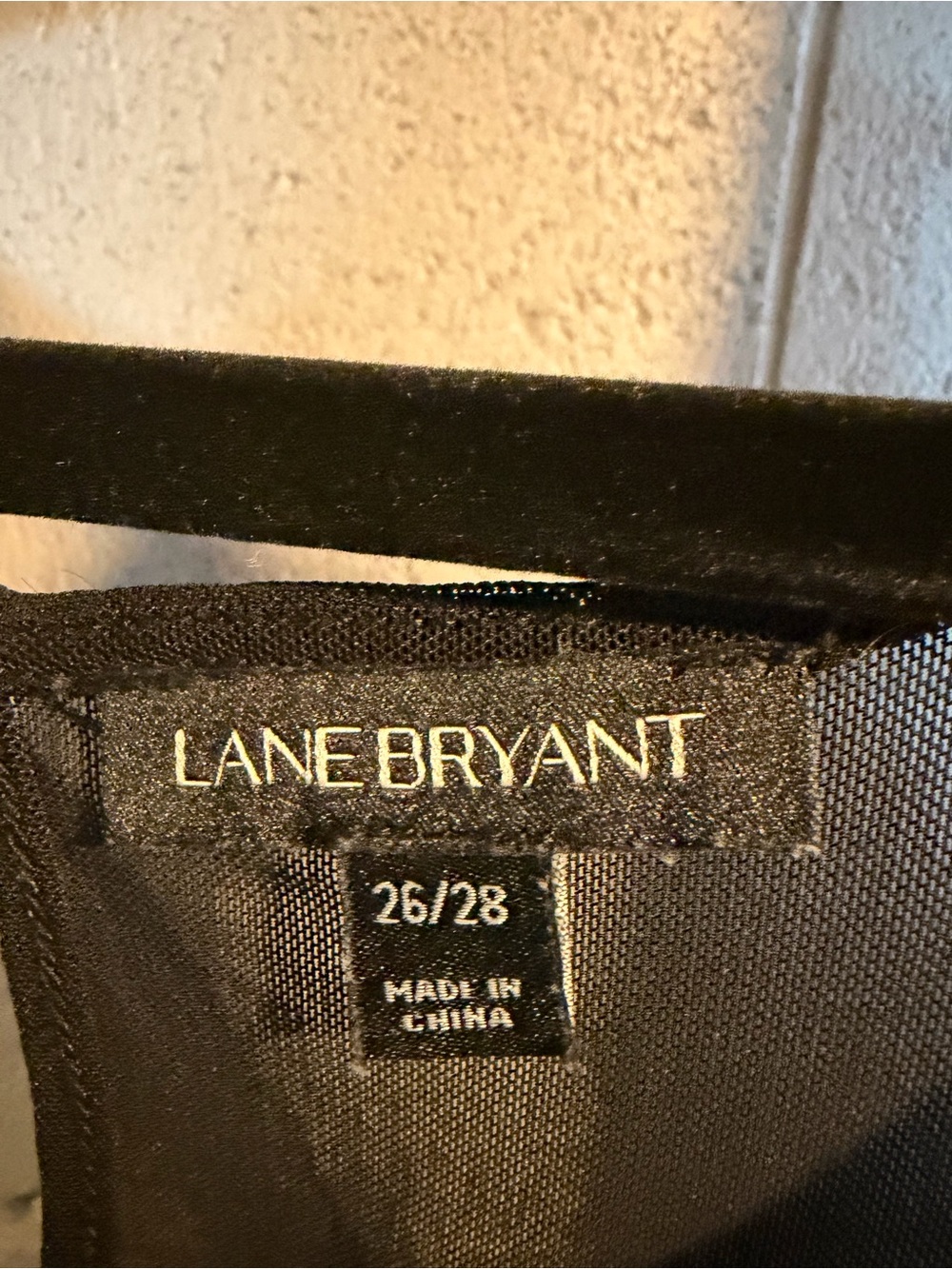 Lane Bryant Black & White Ruffle Cold-Shoulder blouse - Picture 2 of 4